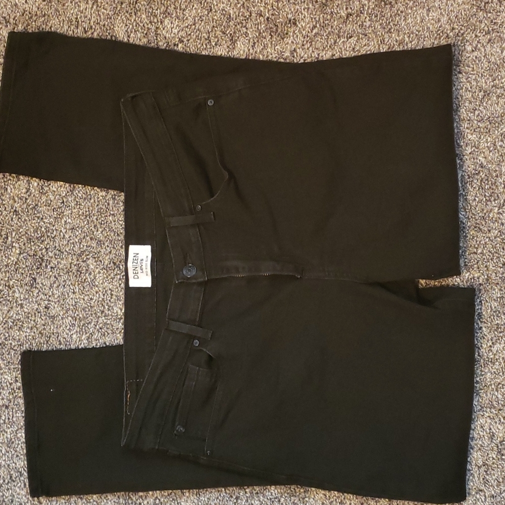 Women's jeans